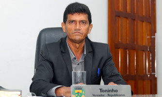 Vereador Toninho apresenta indicação para isenção de tarifas de água e esgoto a igrejas e templos religiosos em Araputanga