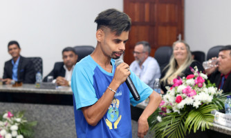 31 pessoas são homenageadas pela Câmara Municipal em celebração aos 60 anos de Araputanga
