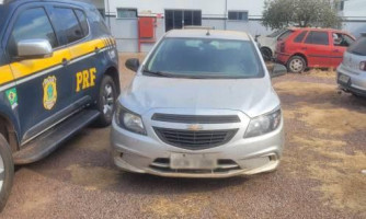 Em Sinop-MT, PRF recupera veículo roubado