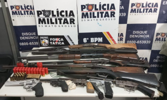 PM prende irmãos suspeitos por homicídio e apreende arsenal de armas na zona rural de Cáceres