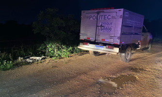 Corpo é encontrado nu, em saco de areia. Vítima apresentava fratura