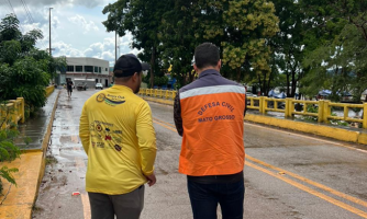 Governo de MT auxilia municípios afetados por enchentes; Defesa Civil e Corpo de Bombeiros atuam na região