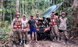 Corpo de Bombeiros resgata homem que estava desaparecido há 12 dias na Floresta Amazônica