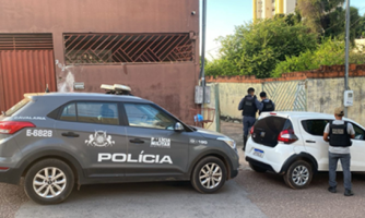 Dois criminosos morrem em confronto com a polícia