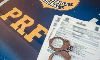PRF prende homem com mandado de prisão em aberto na BR-174 em Comodoro-MT