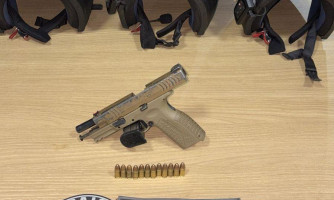 Companhia Raio prende homem com pistola e 10 munições em Pontes e Lacerda