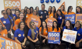 Adesivaço voluntário de Irajá Lacerda ganha as ruas de Cuiabá neste sábado (27)