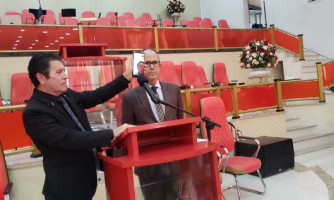 Através de videochamada, Presidente Bolsonaro participa de reunião na Igreja Evangélica Assembleia de Deus em Pontes e Lacerda