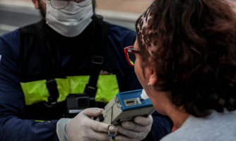 Cinco motoristas são presos por embriaguez ao volante em blitz da Lei Seca