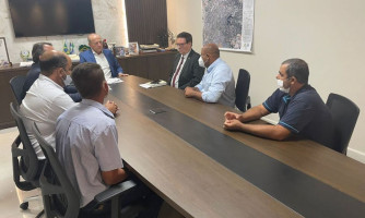 Deputado Dr. Gimenez busca apoio do governo para expansão da Coopnoroeste