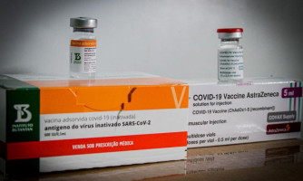 Distribuição de 76,2 mil doses das vacinas CoronaVac e AstraZeneca é definida em Mato Grosso
