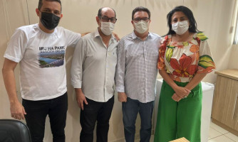 Dr. Gimenez visita Cáceres para agilizar projetos e ações em prol da população