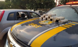 Duas pessoas são detidas com 11kg de pasta base de cocaína dentro de travesseiro