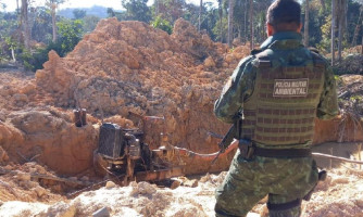 Equipes do Batalhão Ambiental e da Sema embargam garimpo ilegal em Aripuanã e aplicam multa de R$ 750 mil