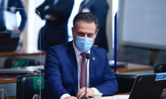 Fávaro defende mudanças na Petrobras por redução no preço dos combustíveis