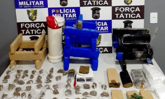 Força Tática encontra 29 tabletes e 63 porções de maconha dentro de frigobar em MT