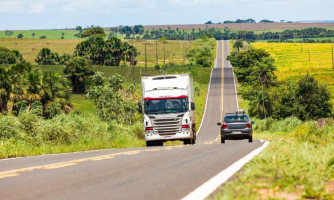 Licenciamento de veículos com placas final 1, 2 e 3 deve ser pago até final de março