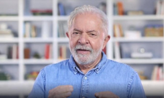 Lula cita riqueza de MT e lembra fila de ossinhos em Cuiabá