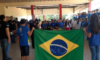 Mais de 2.600 alunos participam de ações da Polícia Comunitária em Comodoro e Campos de Júlio