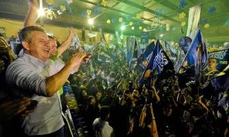 Mauro foi reeleito com mais de 1,1 milhão de votos neste domingo