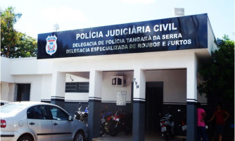 Mulher é presa após atear fogo no marido que conseguiu dirigir com o corpo em chamas até hospital em MT
