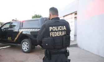 Operação da Polícia Federal cumpre mandados em MT contra suspeitos de tráfico internacional de drogas