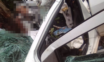 Pai e filha morrem em acidente em Corolla na BR-364 em Comodoro