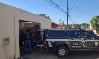 Polícia Civil cumpre mandados contra suspeitos de receberem valores subtraídos de vítimas de roubos