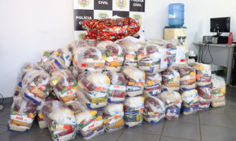 Polícia Civil doa 100 cestas básicas em campanha solidária em Barra do Garças