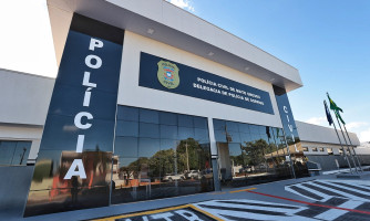 Polícia Civil prende professor em flagrante por molestar sexualmente criança de seis anos