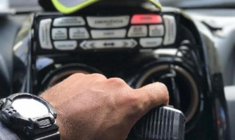 Policiais rendem homem por ameaçar pessoas com picareta em Sapezal