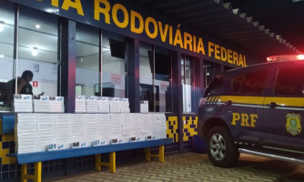 PRF apreende 2.000 maços de cigarros contrabandeados durante fiscalização de ônibus em MT