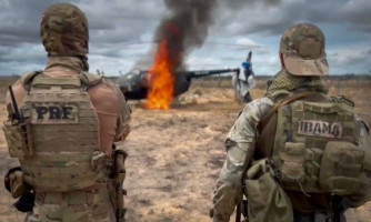 PRF e Ibama destroem dois helicópteros utilizados no garimpo ilegal