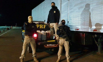 PRF em Campo Verde encontra mais de 206 Kg de cocaína em caminhão