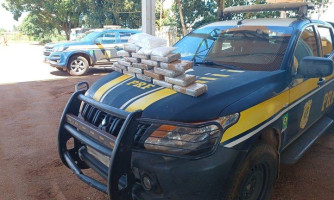 PRF flagra guincho transportando substância ilegal em compartimento escondido