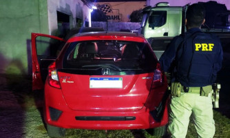 PRF recupera carro roubado em Alto Garças-MT
