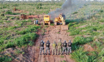 Sema e Força Tática apreendem oito tratores em operação no Norte de Mato Grosso