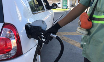 Venda de gasolina aumenta três vezes mais que a de etanol em MT neste ano