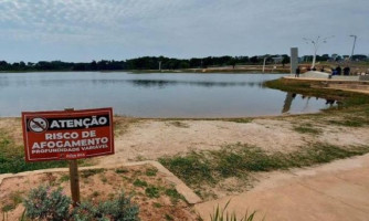 Após cometer furto, homem pula em lagoa para fugir de PM e morre afogado