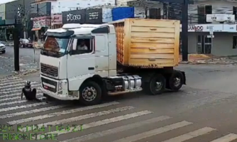 Caminhão atropela motociclista em Araputanga