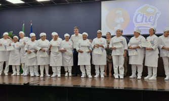 Merendeiras de Pontes e Lacerda e Conquista 'D oeste conquistam prêmio de Super Chefe da Educação