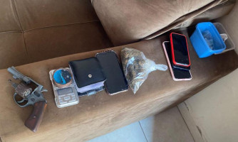 Polícia Civil prende quatro envolvidos em tráfico, posse de arma e receptação em Cáceres
