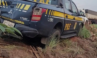 Viatura da polícia rodoviária federal provoca acidente na Br-174