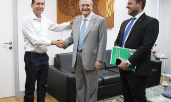Comissão de Vila Bela da Santíssima Trindade impulsiona projeto de asfaltamento: Parceria Brasil/ Bolívia em foco