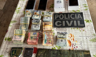 Operação cumpre buscas contra investigados por tráfico e apreende 70 mil dólares em propriedade na fronteira