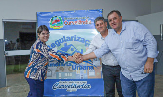 Deputado Valmir Moretto realiza ações em prol de Curvelândia