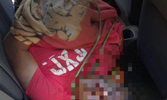 Imagens fortes: Polícia Militar encontra veiculo com duas vítimas em São José dos Quatro Marcos