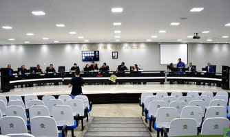 Justiça suspende sessão da Câmara de Vereadores e decide pela validade das comissões formadas em sessão anterior
