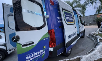 Moretto acompanha entrega de ambulância e veículo para a saúde em Vale de São Domingos