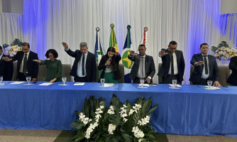 Vereadores tomam posse e mesa diretora é escolhida em Nova Lacerda